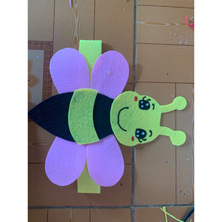 mũ mua con ong bằng nỉ cứng Handmade