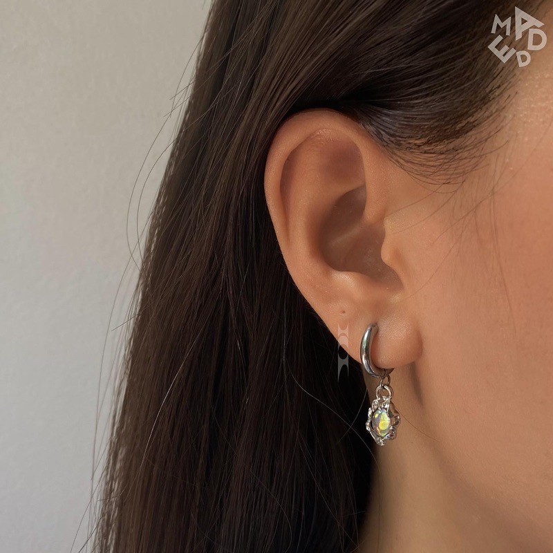 Khoen tai thép y tế phối mặt hợp kim 2983/2984 Madde