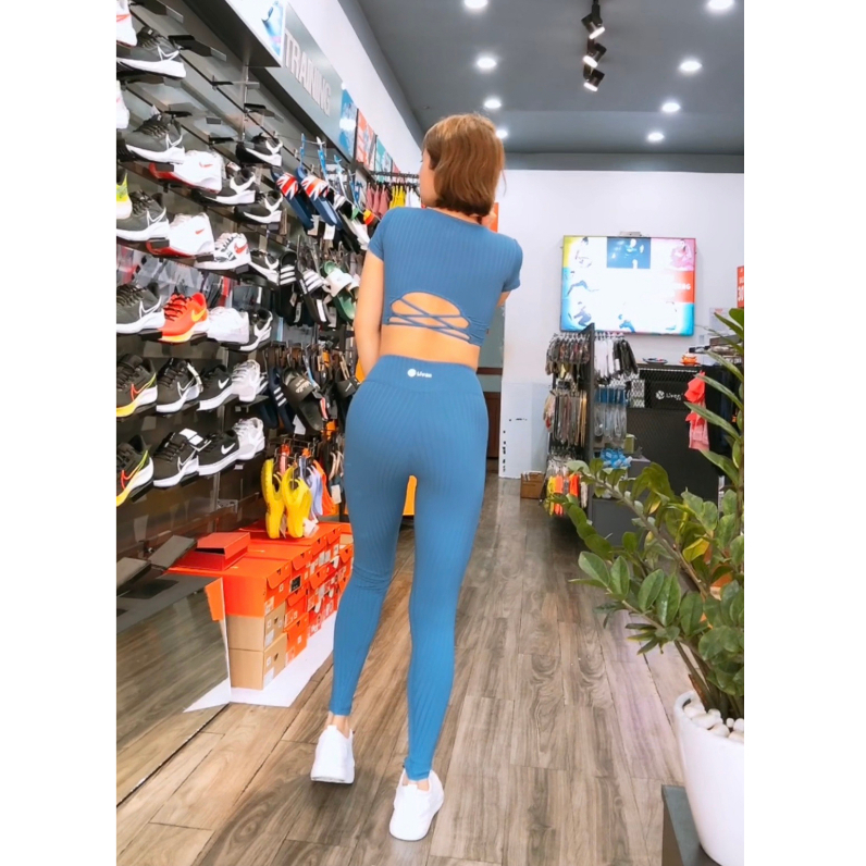 Bộ tập croptop nữ 212204