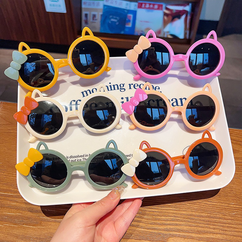 Kính mát thời trang cho bé yêu,kính râm em bé chống nắng Jelly Eyewear
