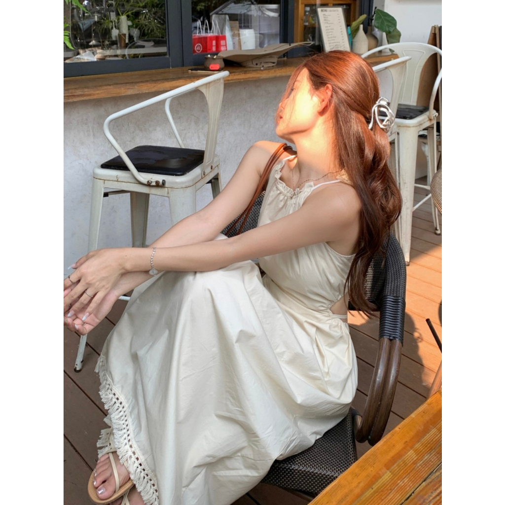 Váy đầm nữ cổ yếm không tay thiết kế khoét eo dáng dài V33