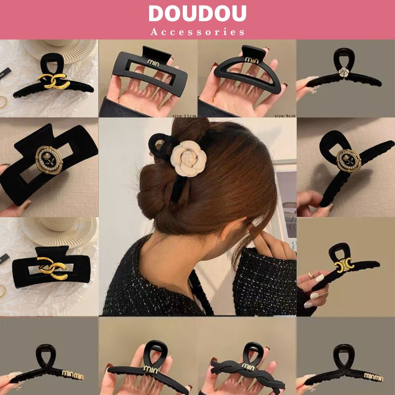 Phụ kiện kẹp tóc xinh Doudou Cặp tóc Kẹp càng cua hoa trà Hàn Quốc nữ màu đen sang chảnh thời trang hot trend ZJ057