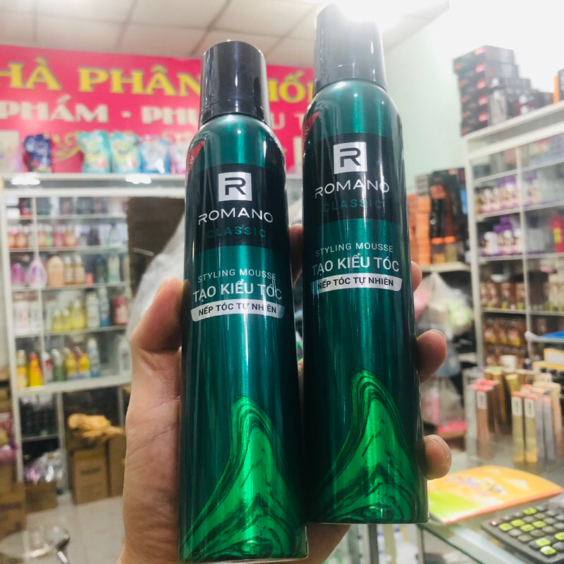 Chai xịt tạo kiểu tóc Romano Classic  175g