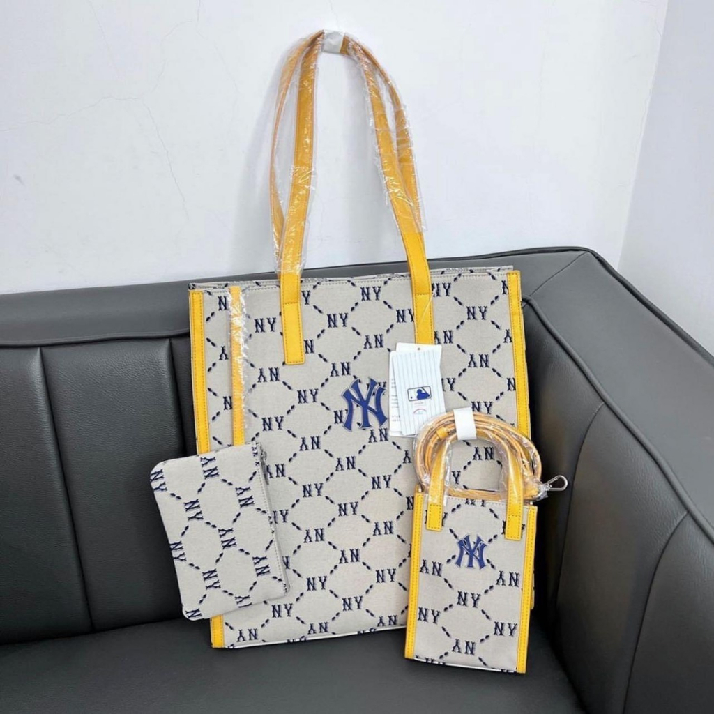 Túi MLB Monogram Diamond Jacquard Tote Bag New York Yankees 3Aorm012N 3AORL014N-43BGL