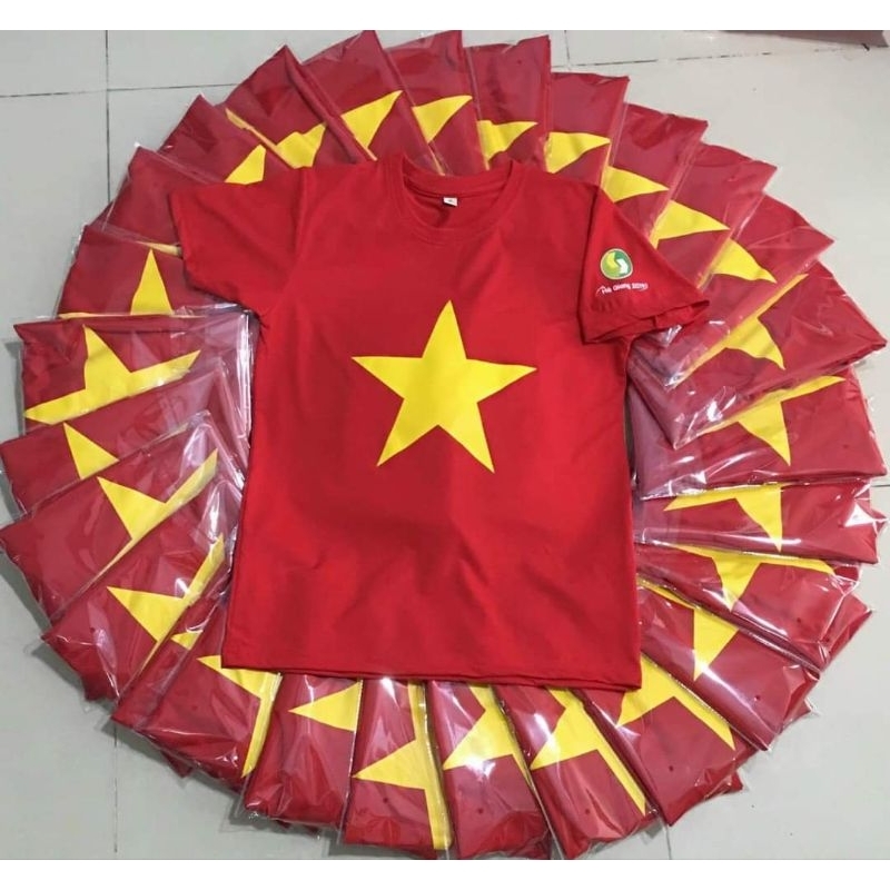 Áo  cờ đỏ sao vàng cho bé  đẹp