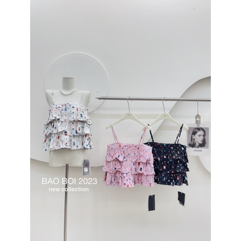 Áo hai dây sắc màu