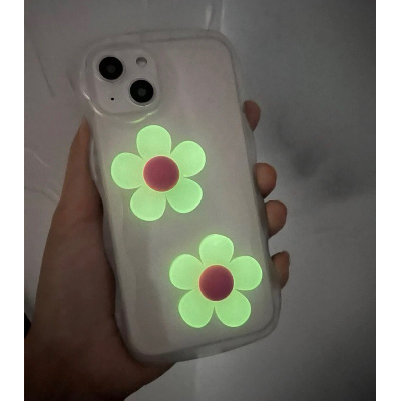 ✨Ốp lưng điện thoại iPhone trang trí nhô ra hình bông hoa đáng yêu✨