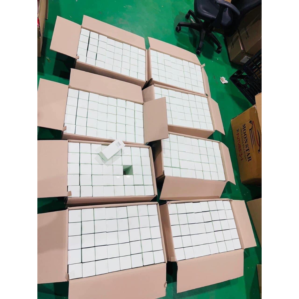 Kem dưỡng Body GUMIHO Hàn Quốc 300ml. Dưỡng trắng, nâng tone, cấp ẩm cho da, thơm mùi nước hoa pháp