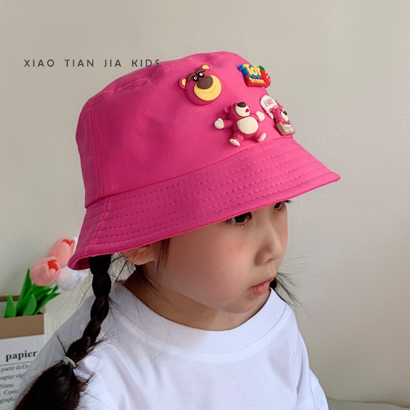 Nón Bucket - Mũ tai bèo cho bé hoạ tiết sticker gấu dâu Lotso siêu cute - THE HOUSE KIDS