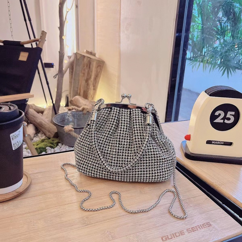 Túi xách đá cao cấp dáng hến quai cài siêu xinh