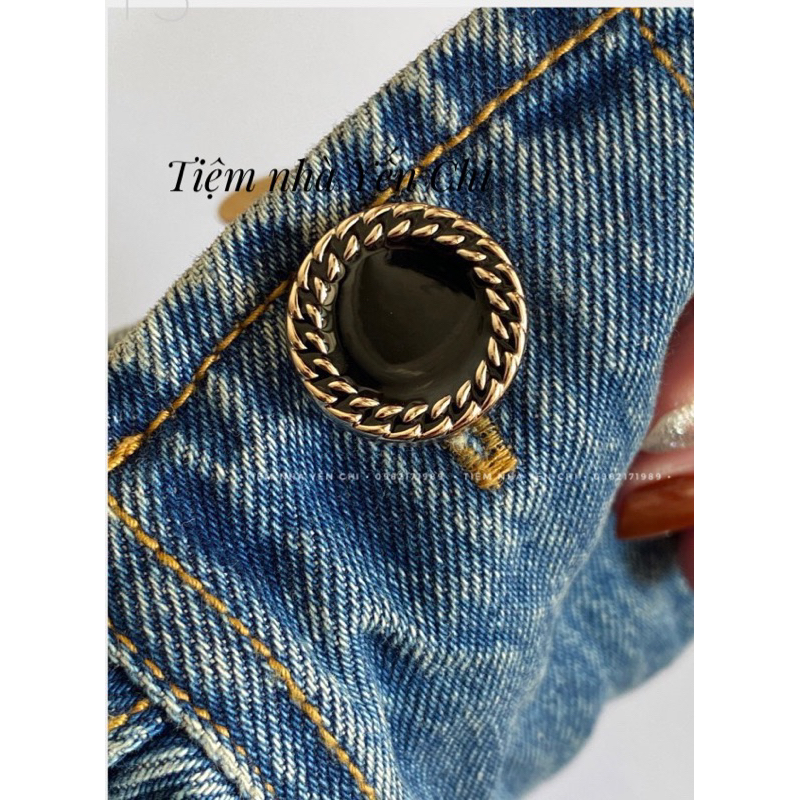 Cúc,khuy,nút nhựa ĐEN VIỀN VÀNG cỡ 1.8cm và 2.1cm HY00801