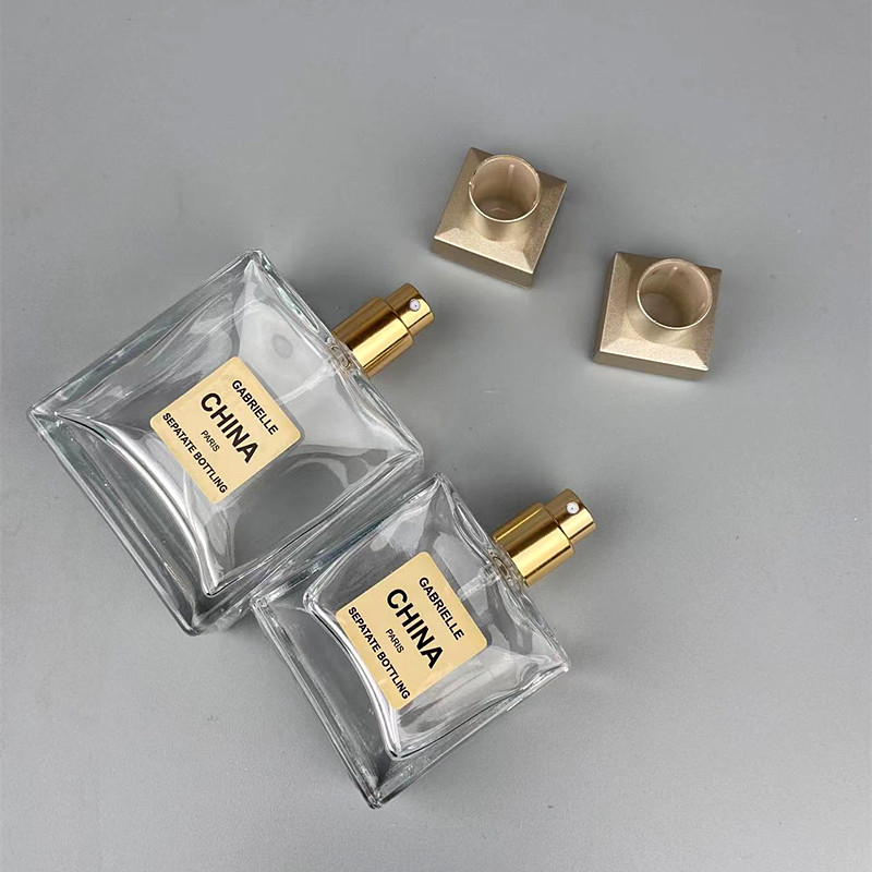 Lọ chiết nước hoa thủy tinh kiểu Essence dung tích 25/50ml trong suốt vòi xịt ( chai trong không tem)
