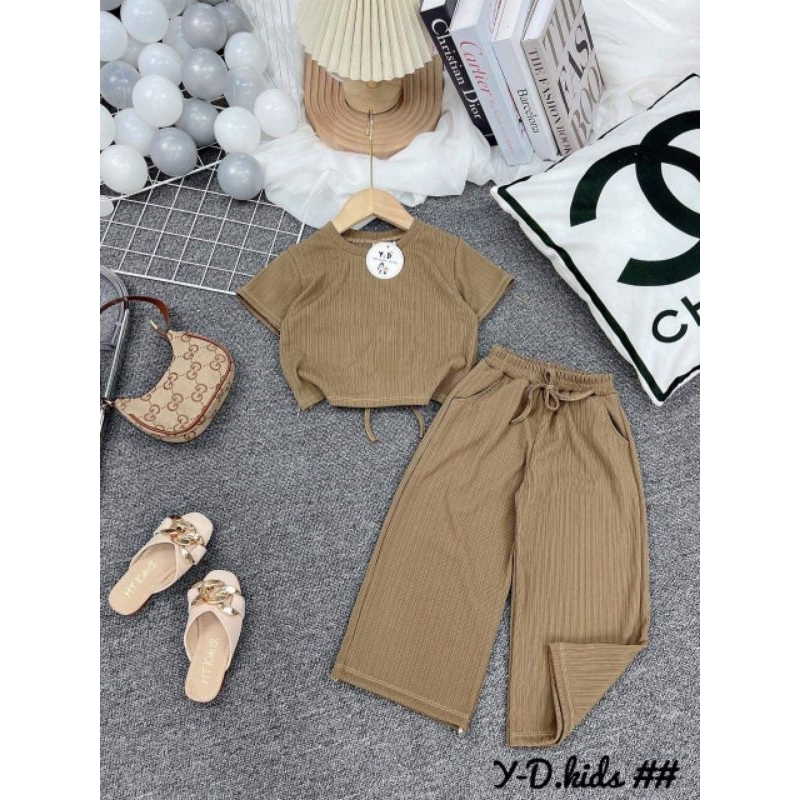 Sét bộ bé gái quần suông áo crotop