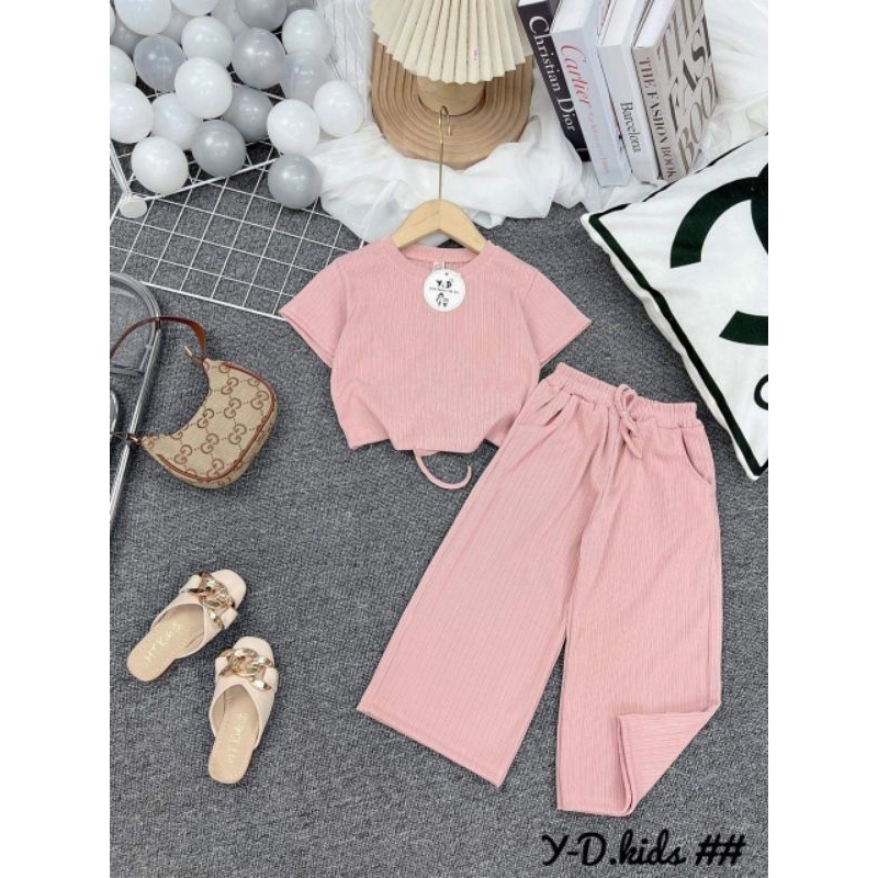 Sét bộ bé gái quần suông áo crotop