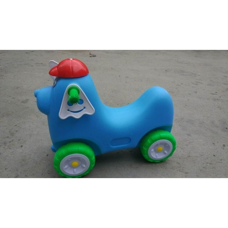 Xe chòi chân cho bé