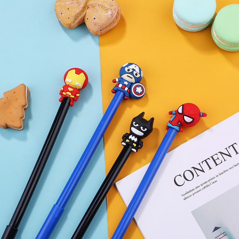 Bút viết nhân vật siêu nhân anh hùng