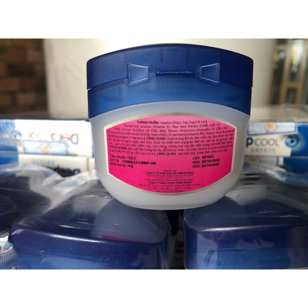 Sáp Dưỡng Ẩm Vaseline Sáp Ong - Dùng được cho Mẹ và Bé