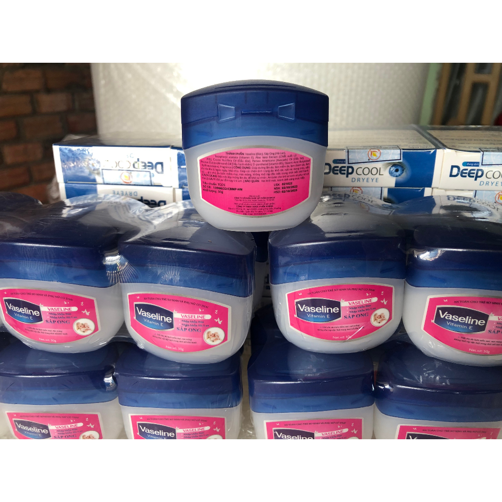 Sáp Dưỡng Ẩm Vaseline Sáp Ong - Dùng được cho Mẹ và Bé