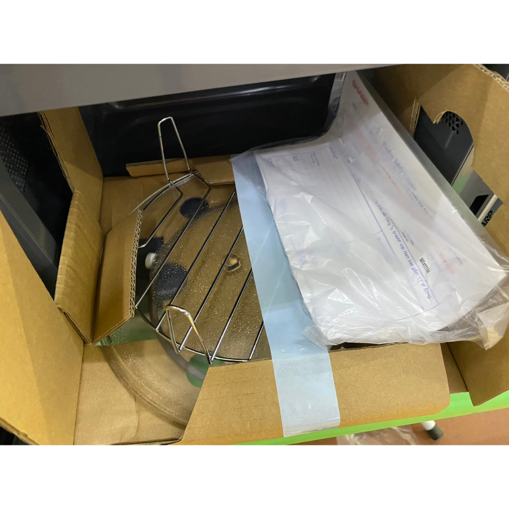 LÒ VI SÓNG CÓ NƯỚNG SHARP R-G221VN 20L- HÀNG CHÍNH HÃNG