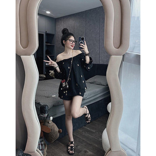 Set áo trễ vai bèo ngực mix quần sooc gấu hot hit ảnh thật trải sàn