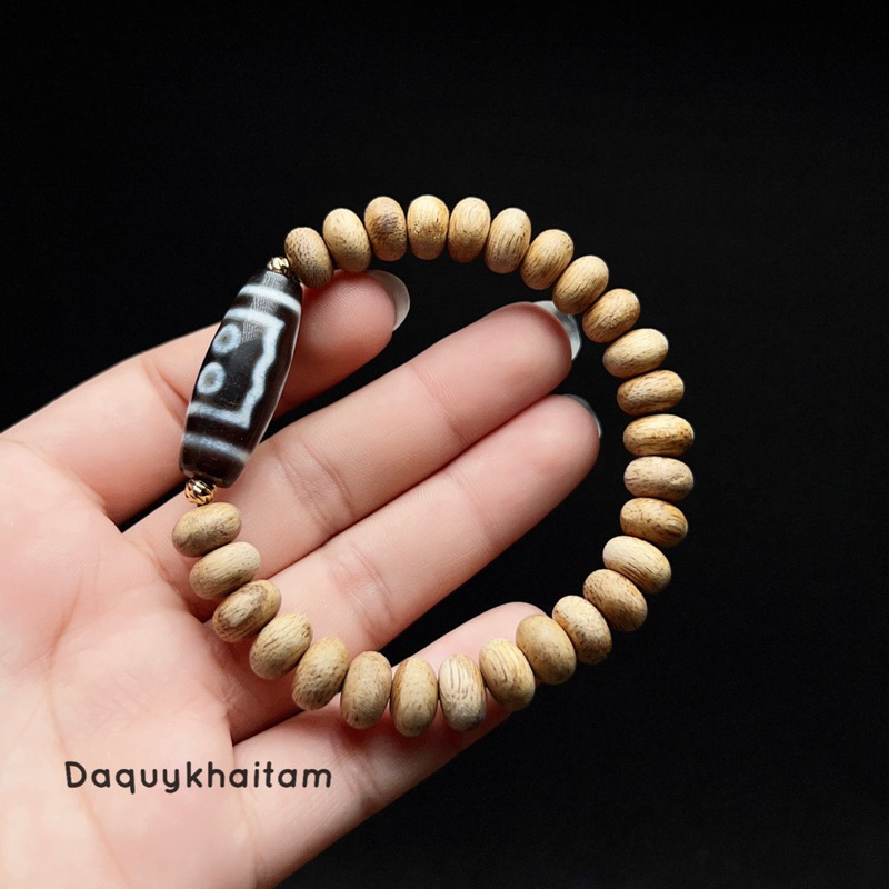 Vòng tay Trầm Núi mix Dzi 5 mắt