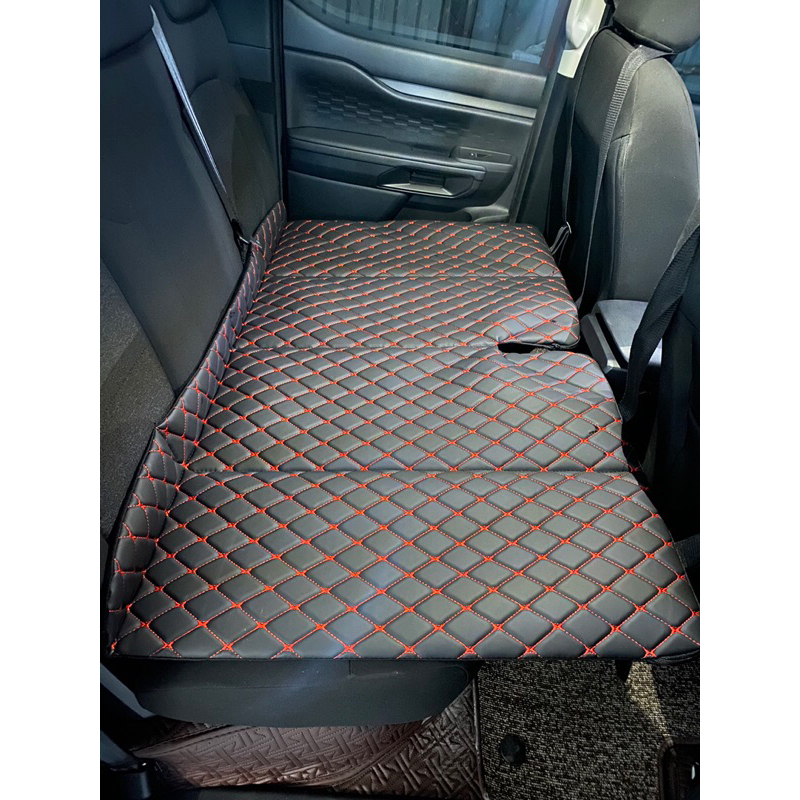 Đệm giường ghế sau ô tô dạng treo