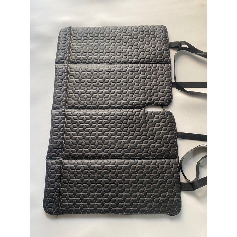 Đệm giường ghế sau ô tô dạng treo