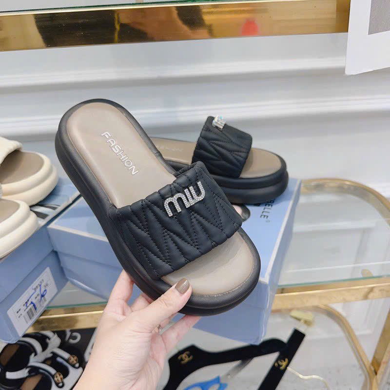 DÉP BÁNH MÌ MIU MIU XINH XĨU 😍