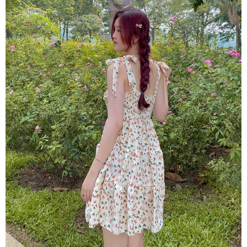 Váy 2 dây hoa nhí chun lưng co dãn chất xốp buộc dây tôn da tiểu thư dịu dàng