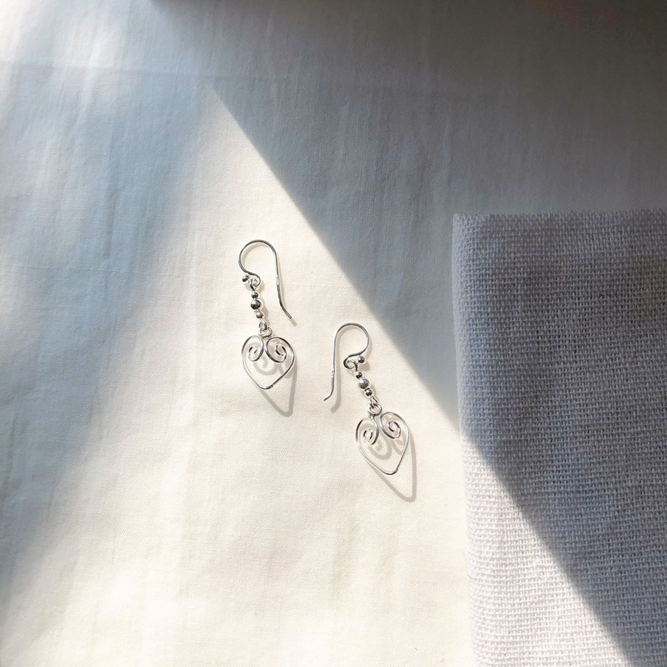 Khuyên Tai Bạc Nữ CaoBac Silver Chất Liệu Bạc Thái Cao Cấp Hoạ Tiết Hình Tim Lạ Mắt Độc Đáo Dành Tặng Cho Bạn Nữ