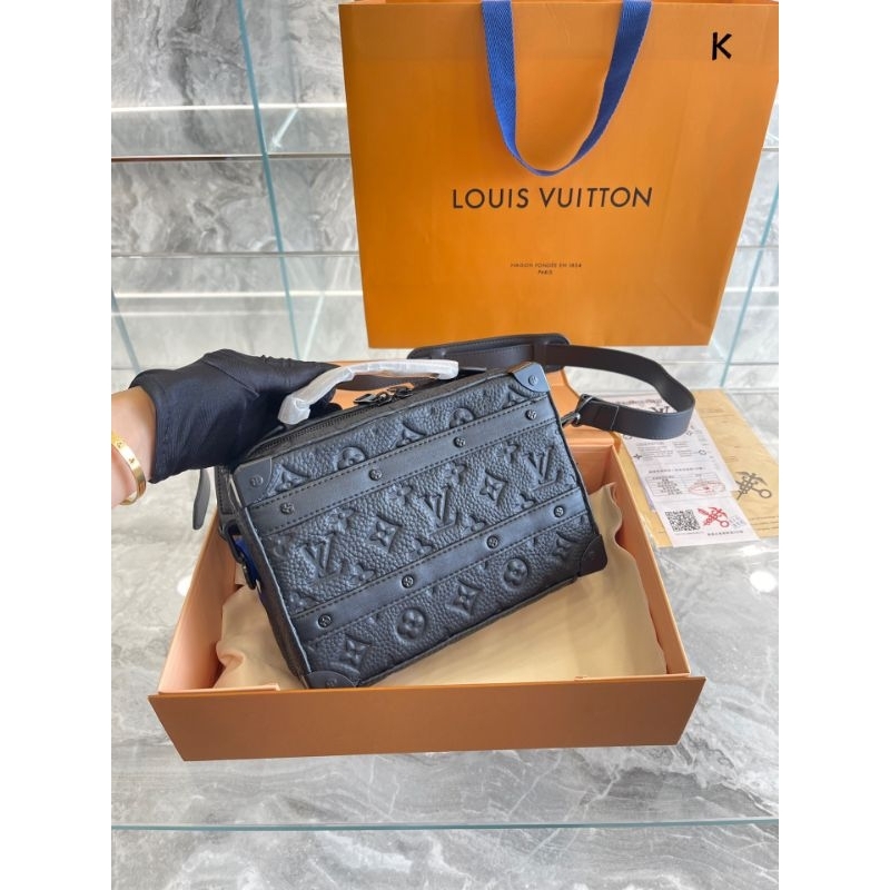 Túi đeo chéo nam LV Trunk dáng cặp sz21x15cm họa tiết đủ 3 màu fullbox nam châm