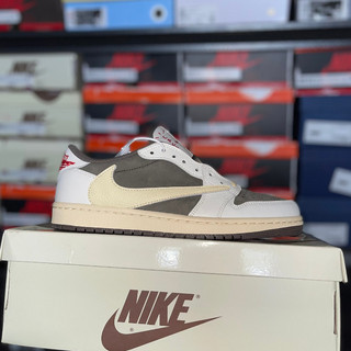 Giày Sneaker Travis Scott x Air Jordan 1 Low Reverse Mocha