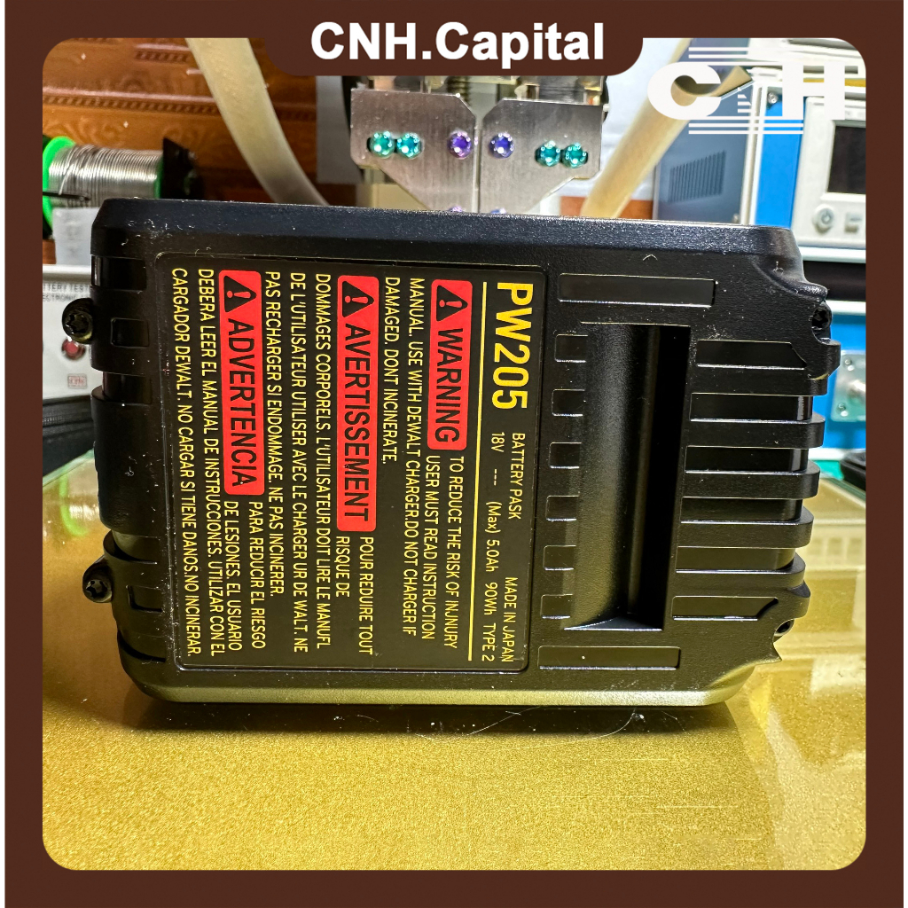 Pin Dewalt 18v. 10cell dùng cho máy chính hãng. Nhận sạc zin