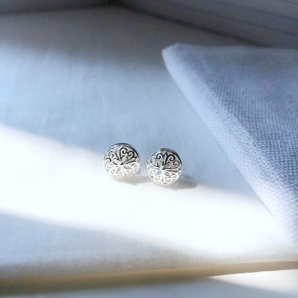 Khuyên Tai Bạc Nữ CaoBac Silver Chất Liệu Bạc Thái Cao Cấp Hoạ Tiết Tròn Tim Trắng Lạ Mắt Độc Đáo Dành Tặng Cho Bạn Nữ