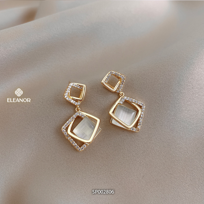 Bông tai nữ chuôi bạc 925 Eleanor Accessories đính đá hình vuông khối phụ kiện trang sức 2806