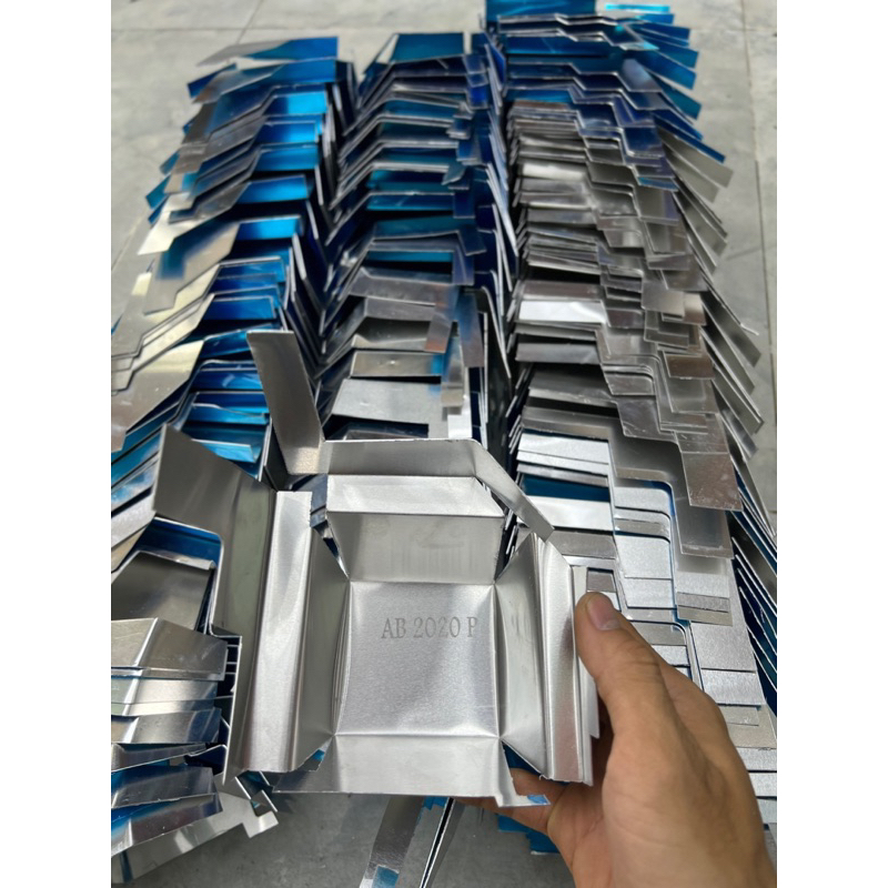 Chụp nhôm dùng chế bi Led cho AB 150