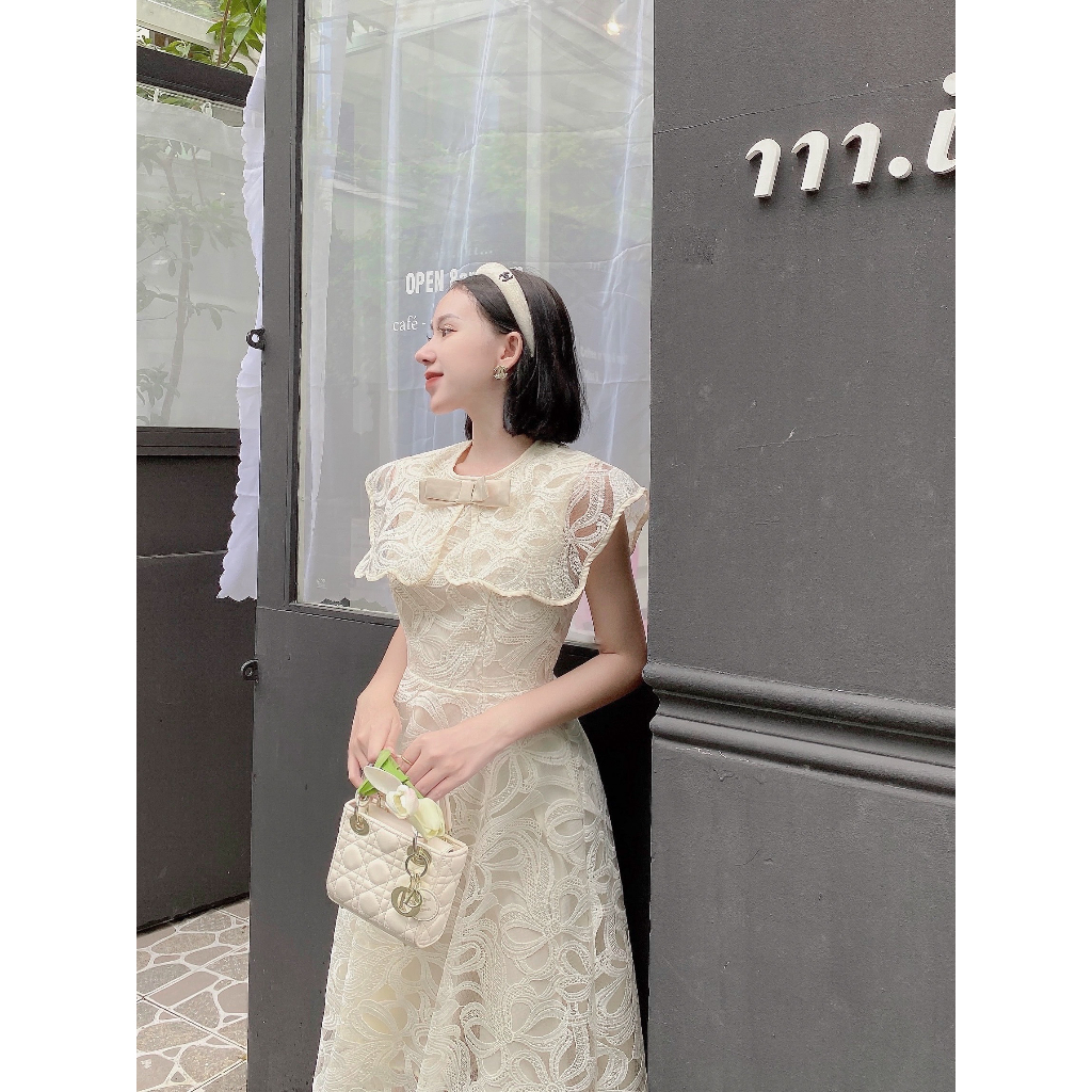 Váy Ren Hoa Phối Cánh Tiên Thời Trang