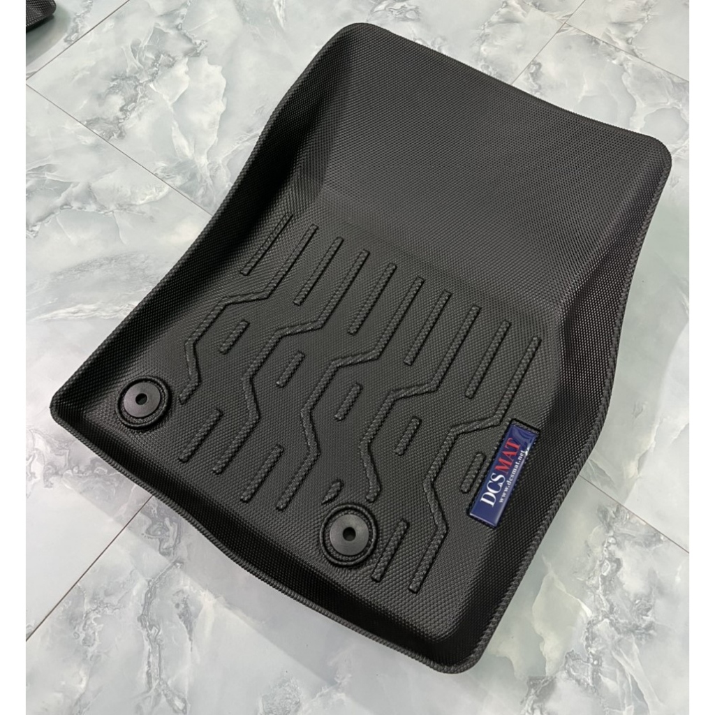 Thảm lót sàn cho xe Mazda CX30 thương hiệu DCSMAT, chất liệu TPV cao cấp