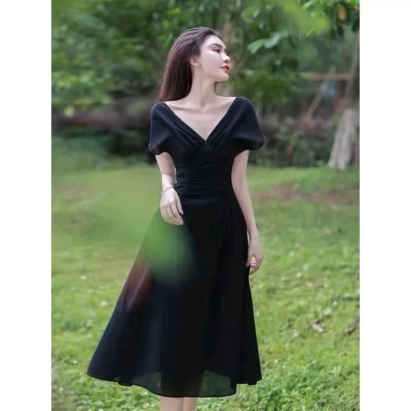 Đầm đen sang chảnh 98k