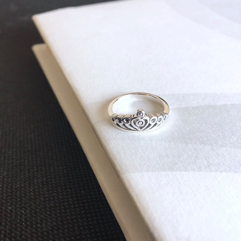 Nhẫn Nữ Caobac Sliver Chất Liệu Bạc Thái Cao Cấp Hoạ Tiết Hình Vương Miện Món Quà Độc Lạ Dành Tặng Riêng Cho Bạn Nữ