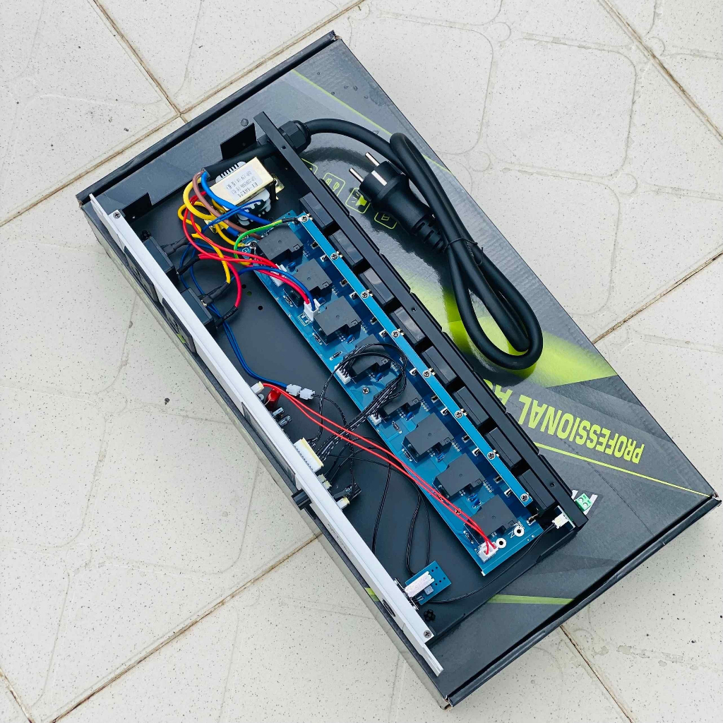 Quản Lý Nguồn MTMAX Sound M2 – 8 Kênh - Thiết Bị Bảo Vệ Dàn Âm Thanh Thông Minh Tiện Lợi