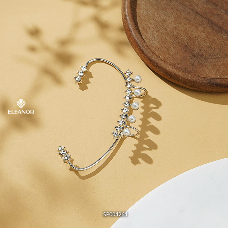 Bông tai nữ gắn vành Eleanor Accessories đính đá ngọc trai nhân tạo phụ kiện trang sức 4264 (1 chiếc)