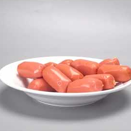 Xúc xích đỏ CP ăn vặt chiên rán, thả lẩu ngon vị hun khói