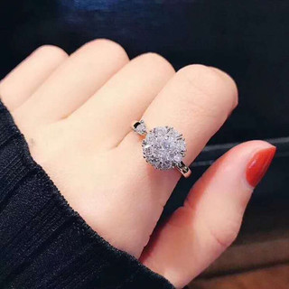 Nhẫn trụ xoay hoa đính đá cao cấp sáng lấp lánh sang chảnh MIUSHOP thích hợp đi tiệc đi chơi