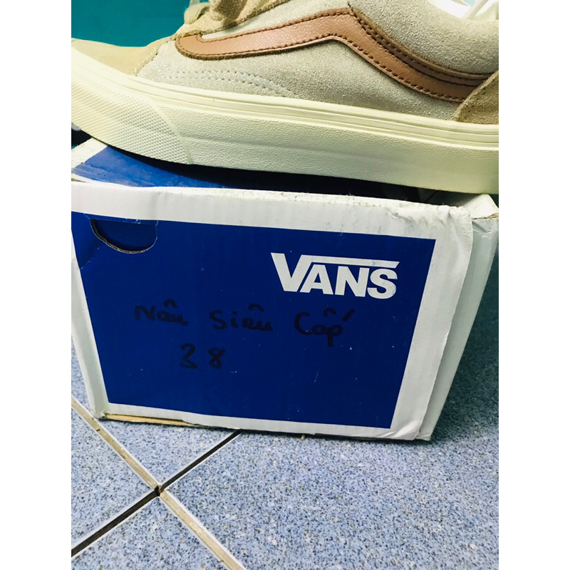 Thanh lý giày nam nữ 38