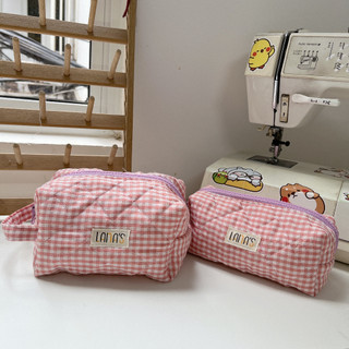 Pinky Gingham Pouch - Túi vải chần bông, túi đựng mỹ phẩm chần bông mềm xốp dễ thương