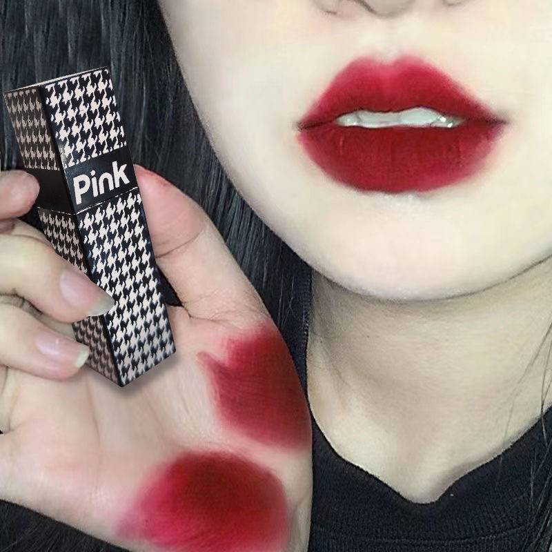 Mã A38 Son Môi Lì  Pink CoCo Màu Đỏ Mận Thiết Kế Vỏ Son Hình Chai Rượu Vang Độc Đáo