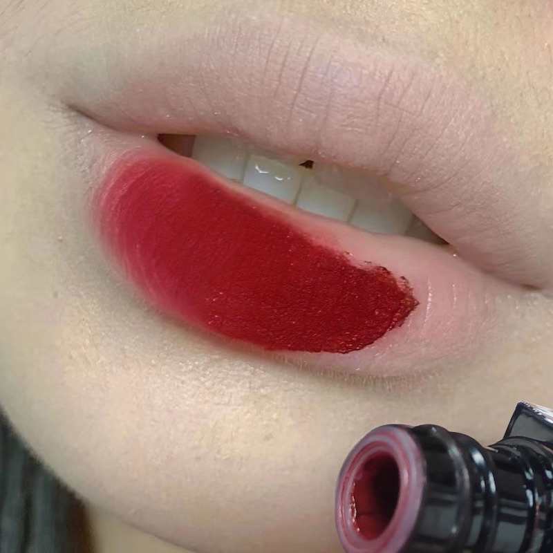 Mã A38 Son Môi Lì  Pink CoCo Màu Đỏ Mận Thiết Kế Vỏ Son Hình Chai Rượu Vang Độc Đáo