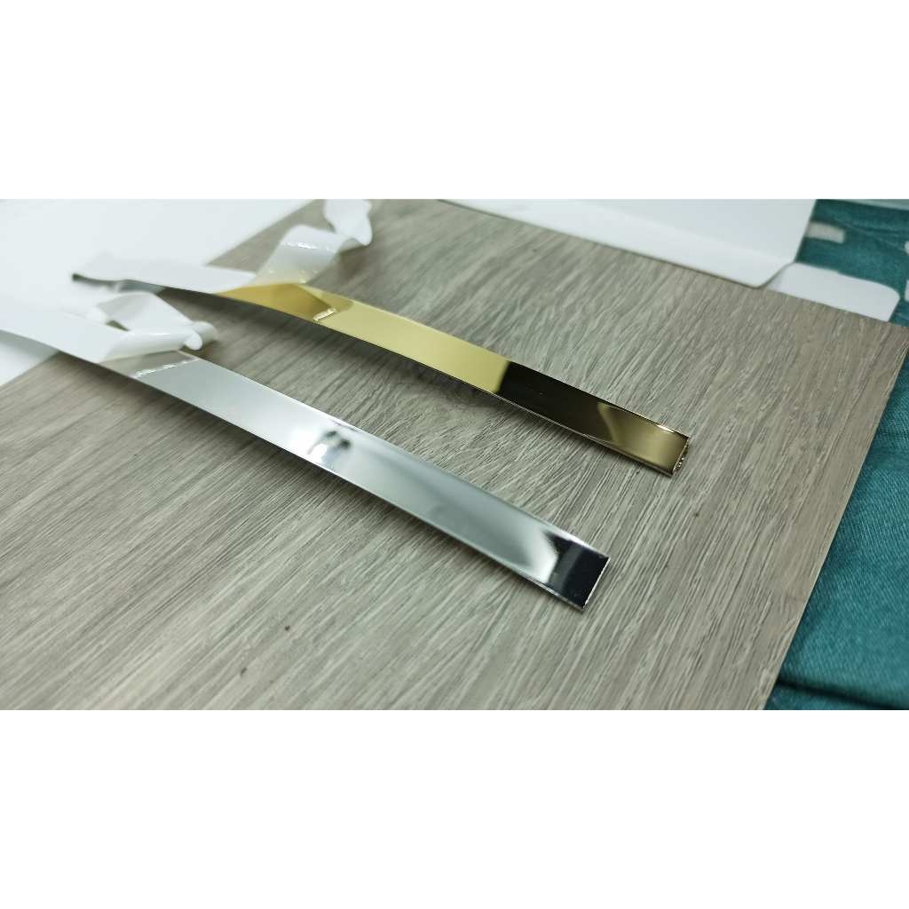 Nẹp Trang Trí LA Cuộn Dài 2,4m Inox Vàng Gương Và Bạc Gương