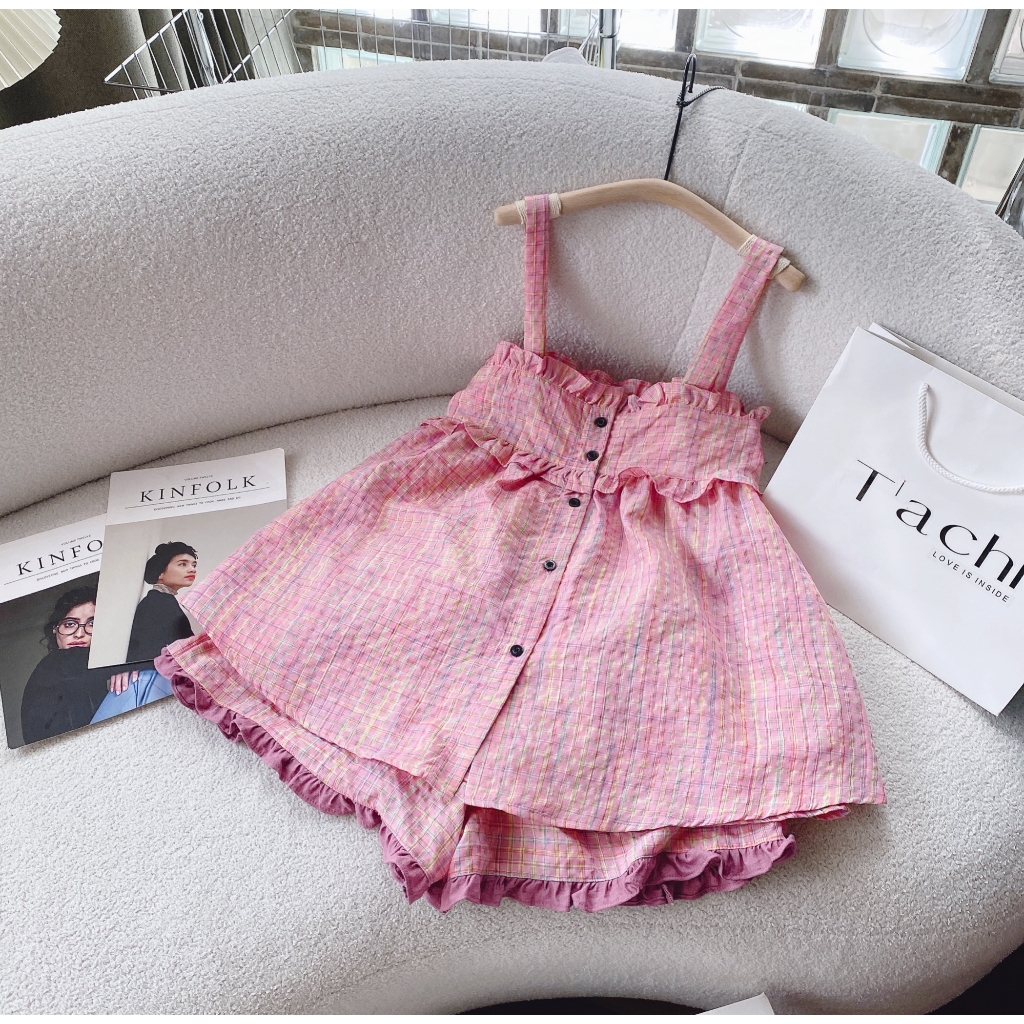 SET ÁO BBD HỒNG 2 DÂY BÈO NGỰC NÚT + QUẦN SHORT BÈO VIỀN TÚI